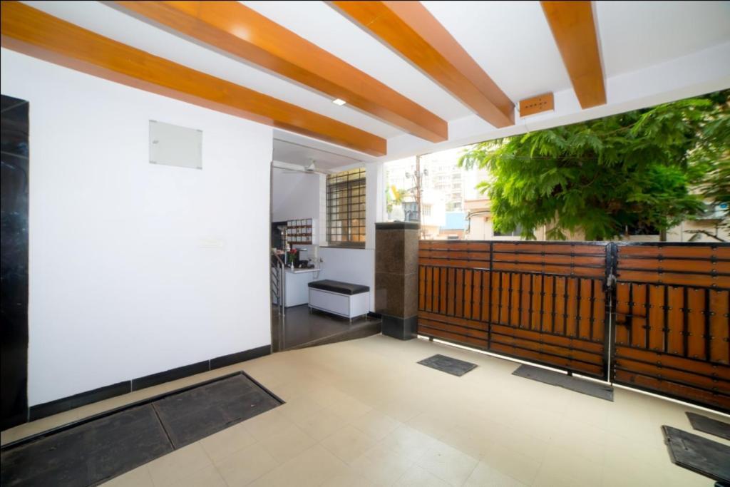 Hill View Begumpet Bed & Breakfast Hyderabad Exterior photo